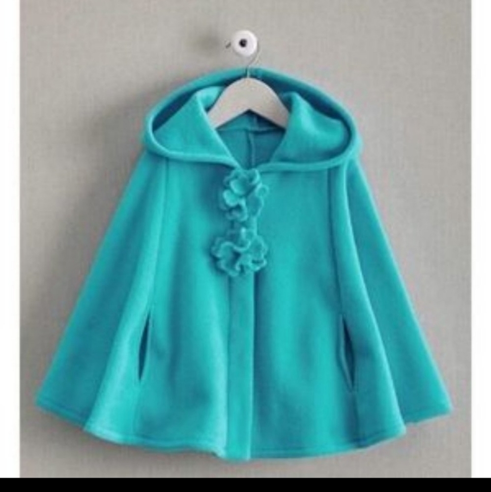 Chasing Fireflies Hooded Fleece Cape with Pockets